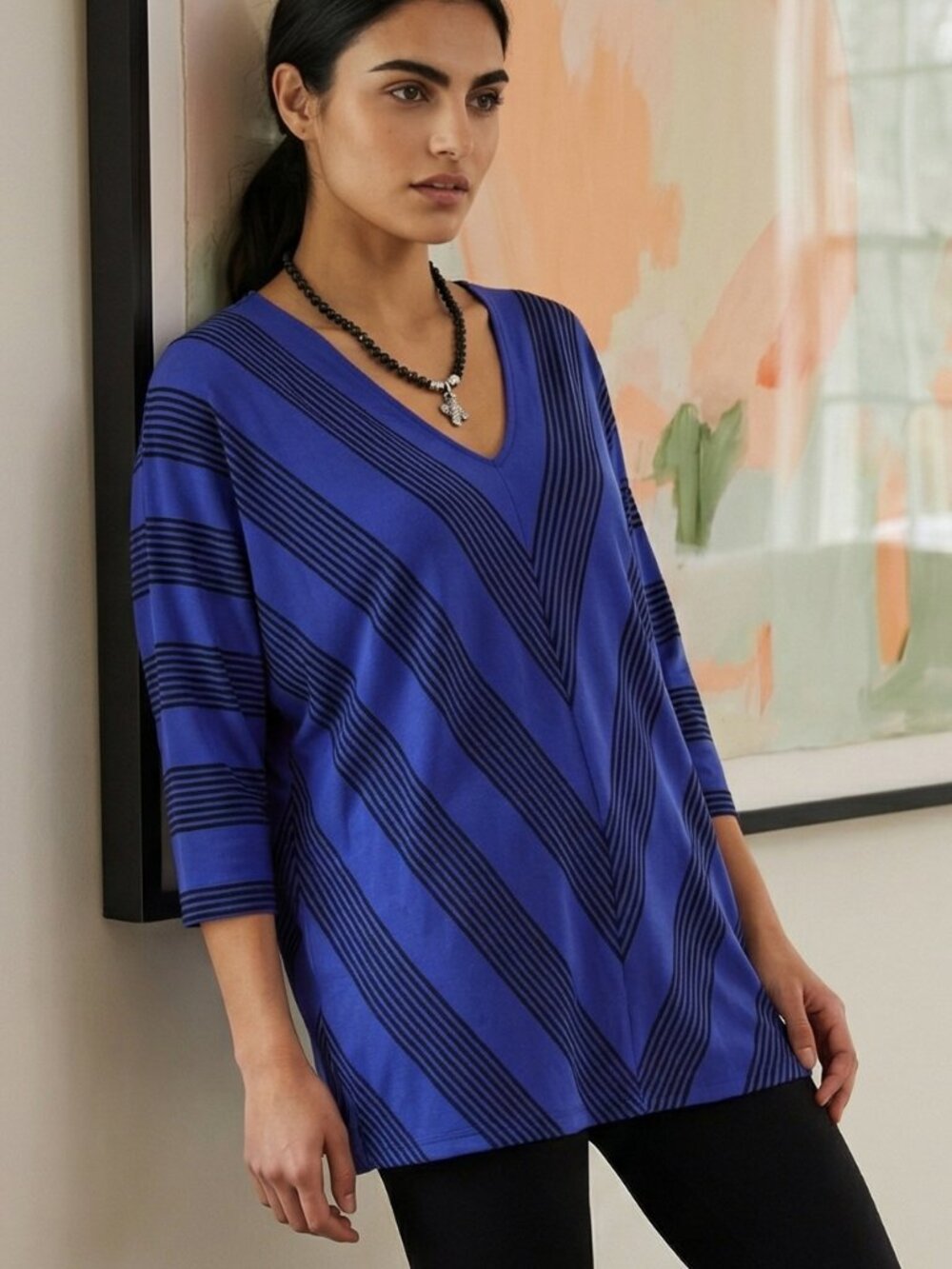 Dana Buchman Top Women's Size M Striped 3/4 Sleeve V-Neck Blouse Black & Blue